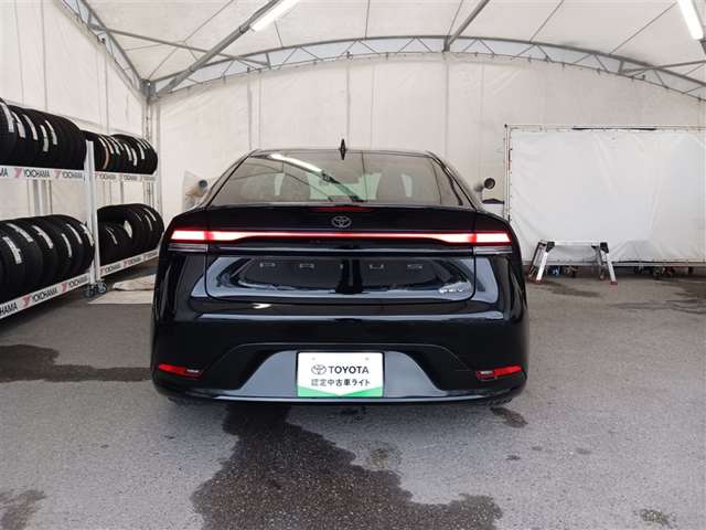 トヨタ プリウス