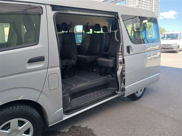 トヨタ ハイエース