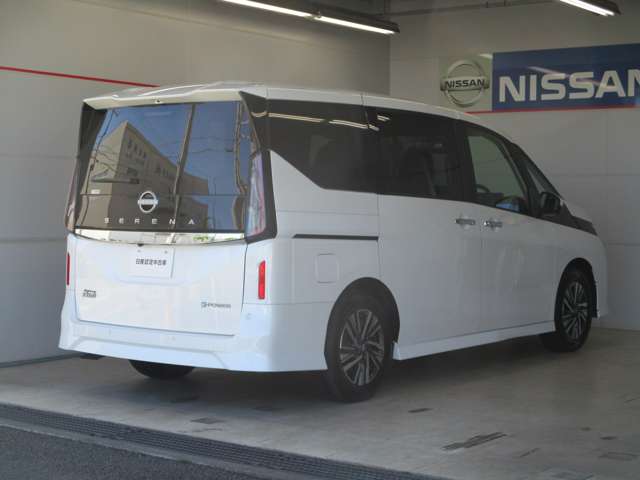 日産 セレナ
