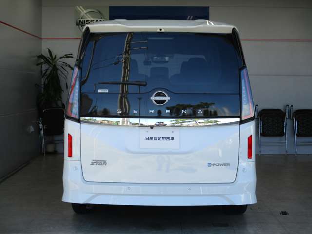 日産 セレナ