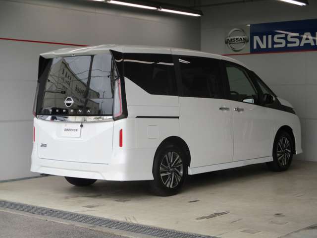 日産 セレナ