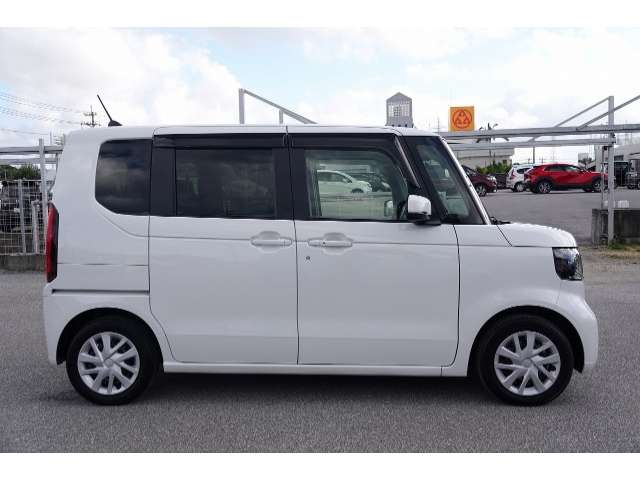 ホンダ N-BOX
