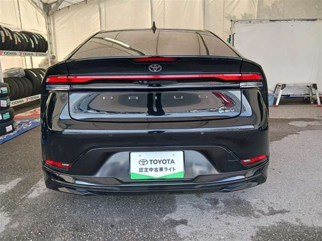 トヨタ プリウス