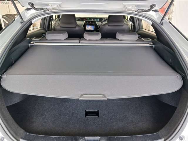 トヨタ プリウス