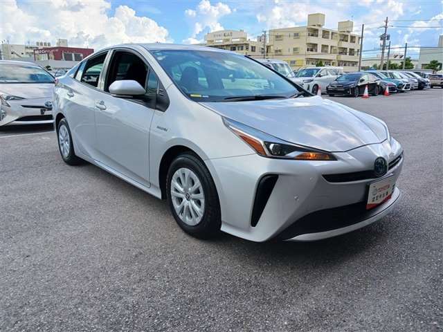 トヨタ プリウス