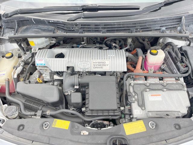 トヨタ プリウス