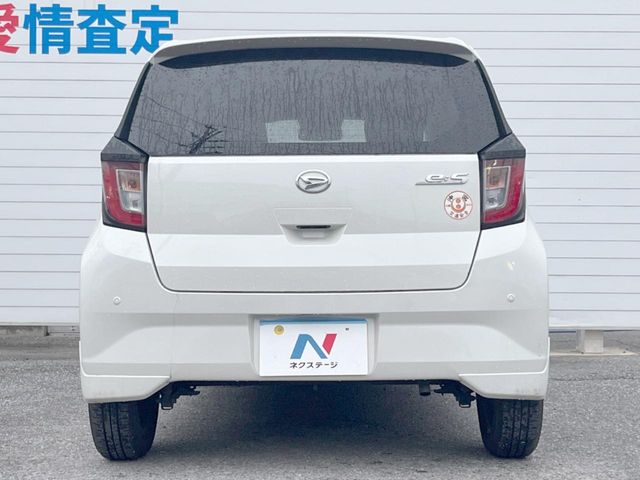 ダイハツ ミライース