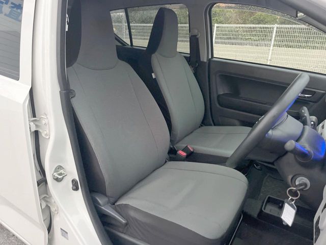 ダイハツ ミライース