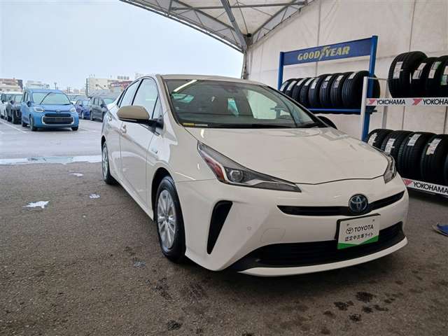 トヨタ プリウス