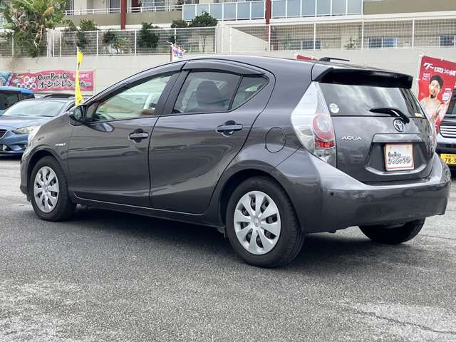 トヨタ アクア