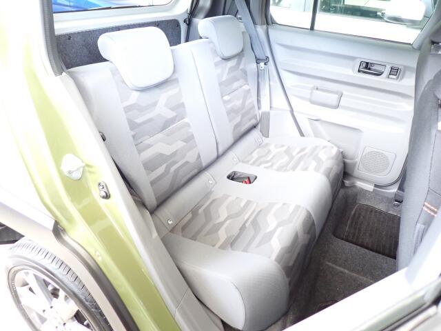 ダイハツ タフト