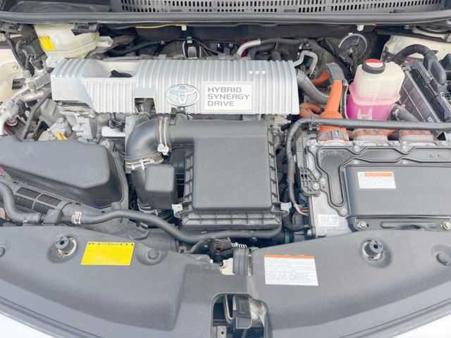 トヨタ プリウスα