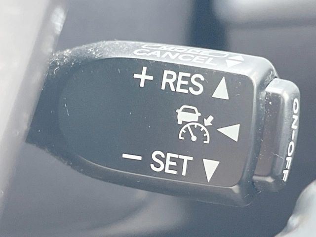 トヨタ プリウスα