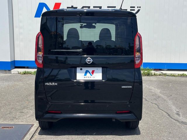 日産 ルークス