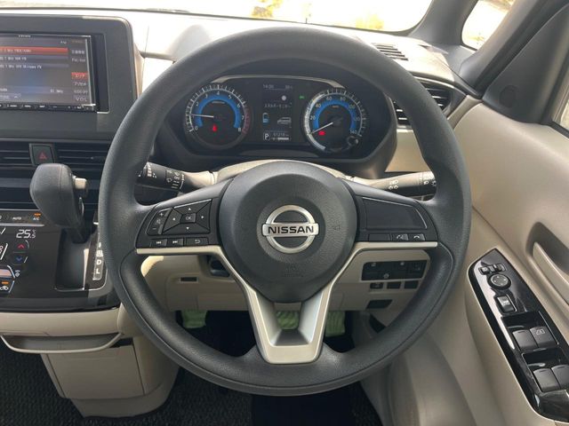 日産 ルークス
