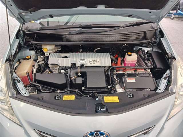トヨタ プリウスα