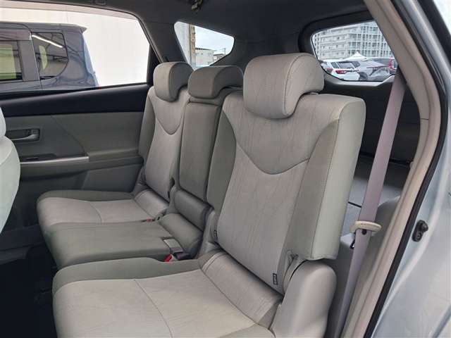 トヨタ プリウスα