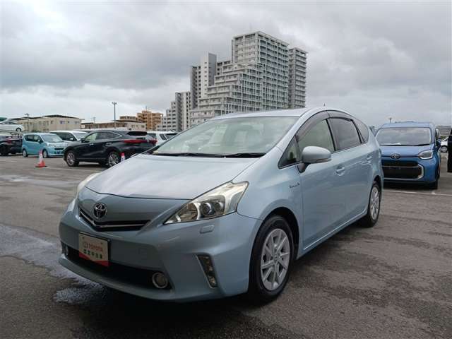 トヨタ プリウスα