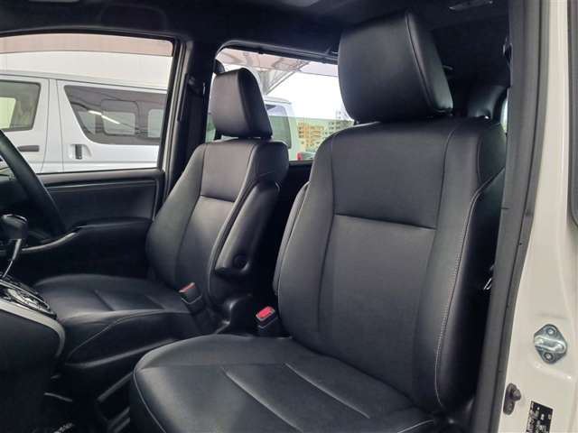 トヨタ エスクァイア