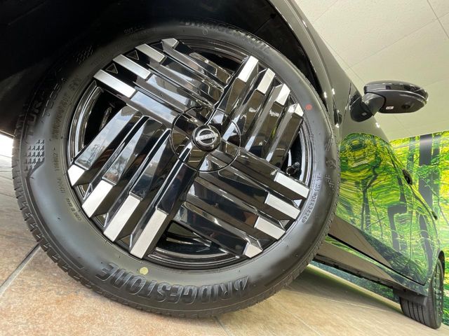 日産 ノートオーラ