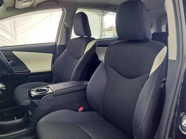 トヨタ プリウスα