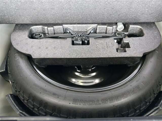 トヨタ プリウスα