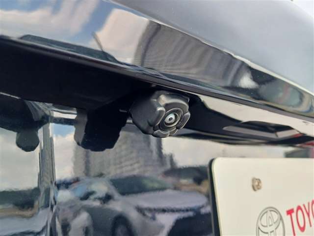 トヨタ プリウスα