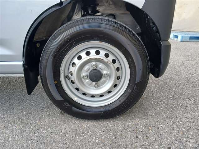 ダイハツ ハイゼットカーゴ