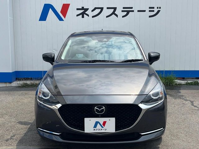 マツダ MAZDA2