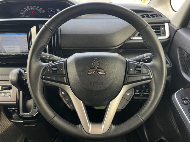 三菱 デリカD：2