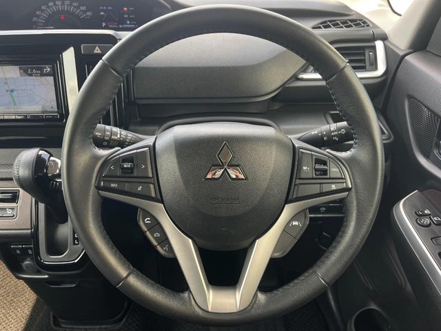 三菱 デリカD：2