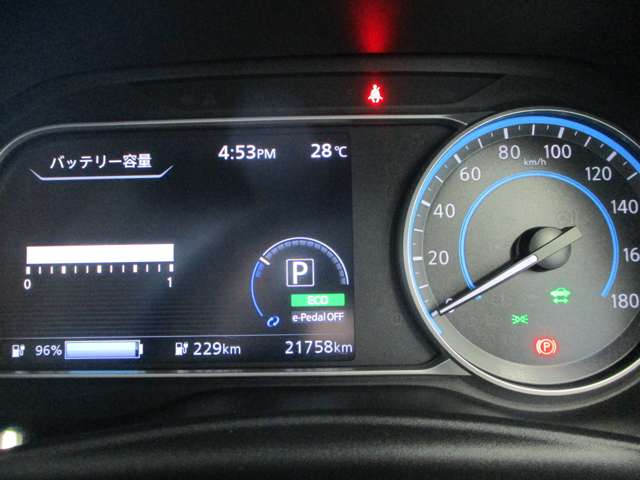 日産 リーフ