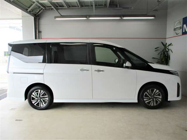 日産 セレナ