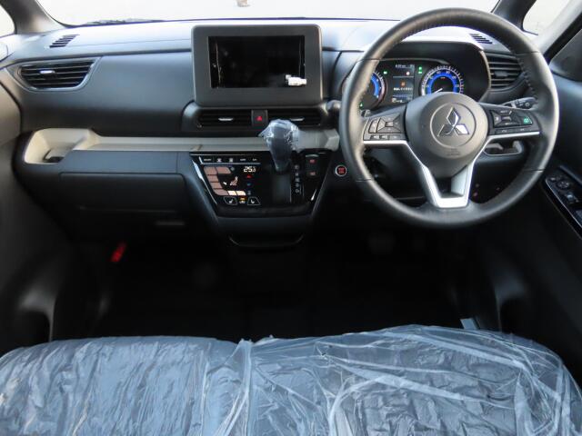 三菱 デリカミニ