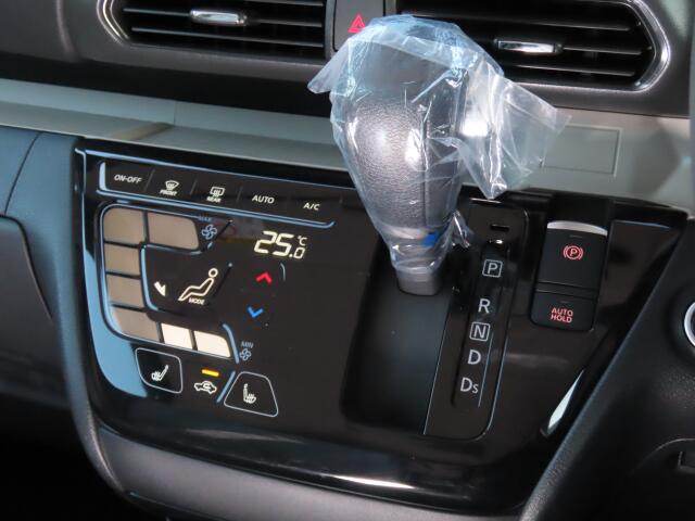 三菱 デリカミニ