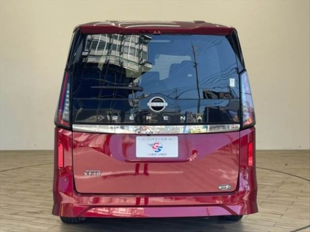 日産 セレナ