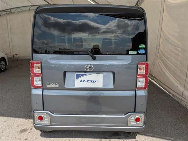 トヨタ ピクシスメガ