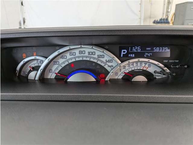 トヨタ ピクシスメガ