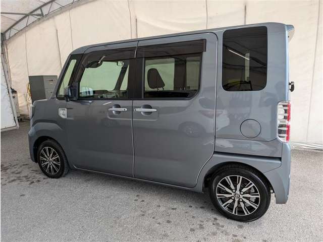 トヨタ ピクシスメガ