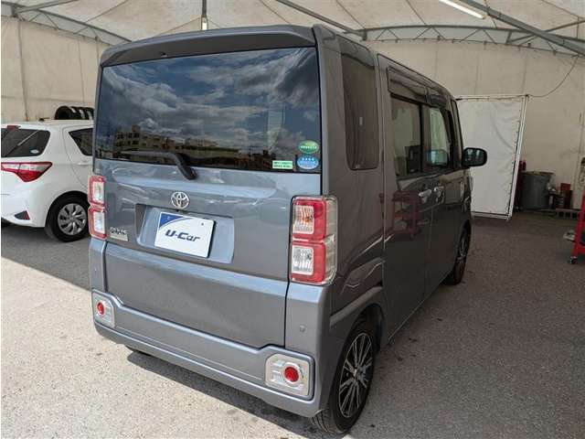 トヨタ ピクシスメガ