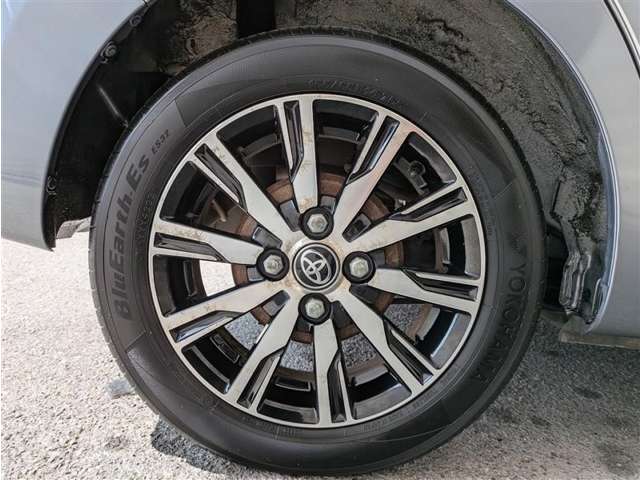 トヨタ ピクシスメガ