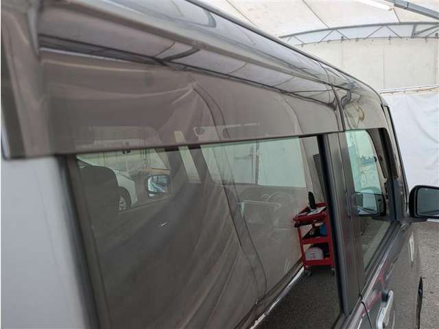 トヨタ ピクシスメガ