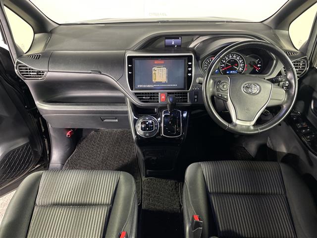 トヨタ ヴォクシー