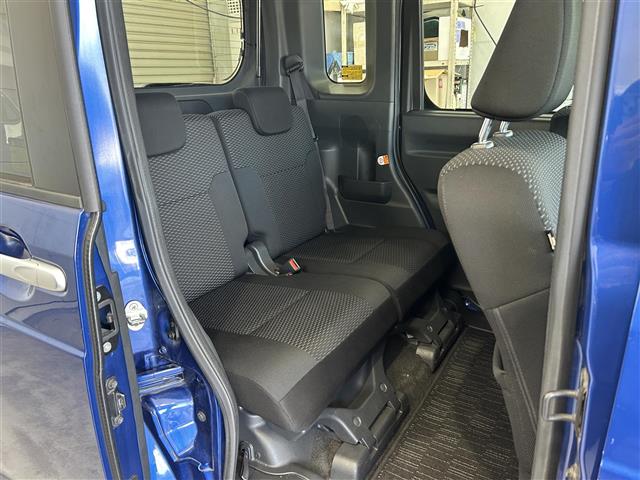 トヨタ ピクシスメガ