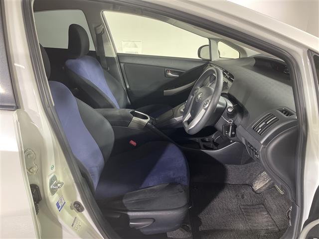 トヨタ プリウス