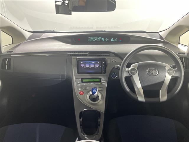 トヨタ プリウス