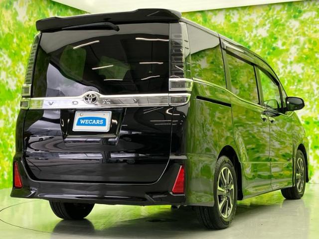 トヨタ ヴォクシー