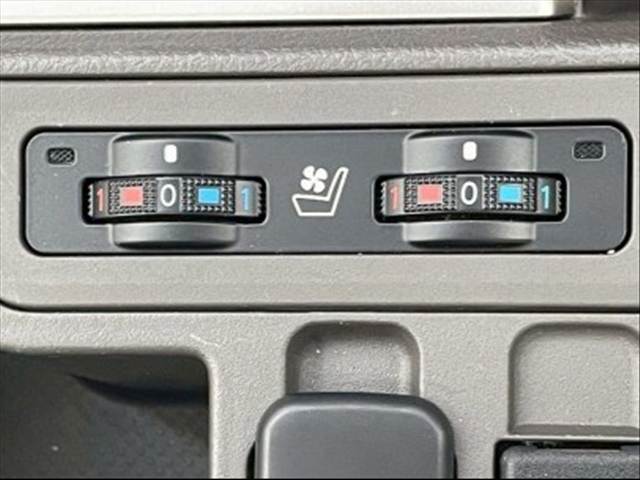 トヨタ ランドクルーザープラド