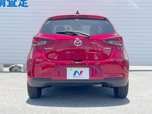 マツダ MAZDA2