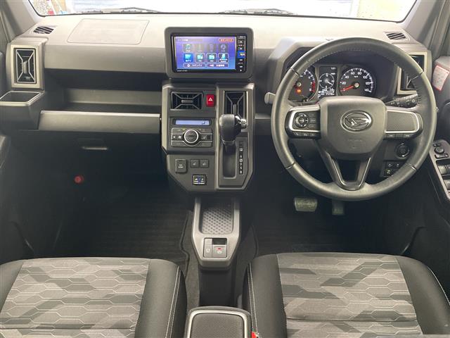 ダイハツ タフト